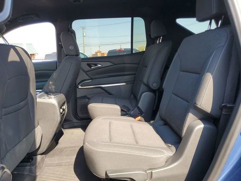 Certified 2024 Chevrolet Traverse LT w/ LPO, Floor Liner Package FWD image 24