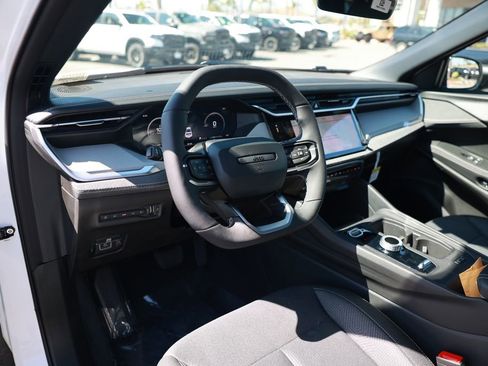 New 2026 Jeep Cherokee Laredo AWD/4WD image 11