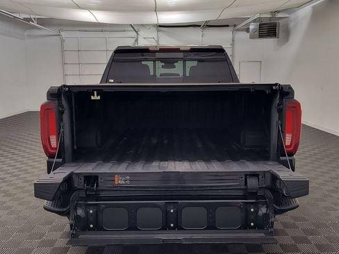 Used 2022 GMC Sierra 1500 SLT w/ SLT Convenience Package AWD/4WD image 21