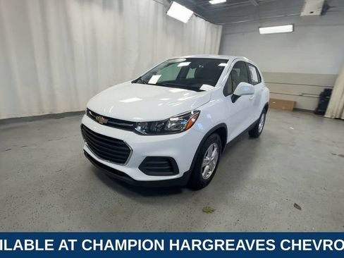 Used 2020 Chevrolet Trax LS FWD image 5