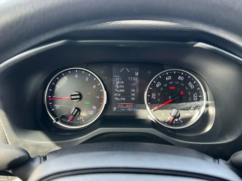 Certified 2022 Toyota RAV4 LE AWD/4WD image 24