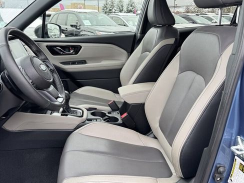 Used 2025 Subaru Forester Limited w/ Popular Package #1 AWD/4WD image 9