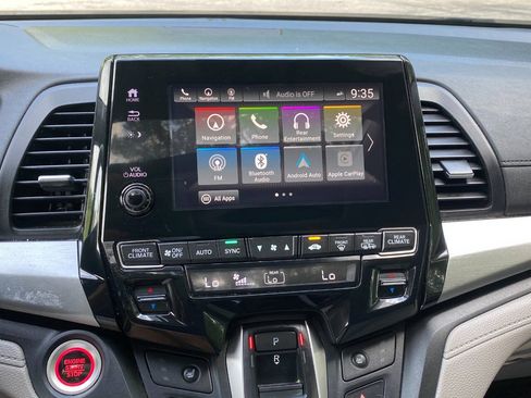 Used 2019 Honda Odyssey Touring image 30