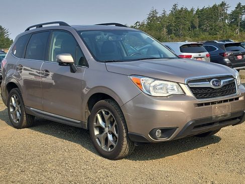 Used 2016 Subaru Forester 2.5i Touring w/ Eyesight & Navigation System AWD/4WD image 2
