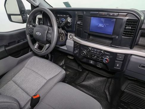Used 2024 Ford F250 XL w/ XL Chrome Package AWD/4WD image 17