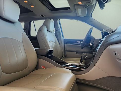 Used 2016 Buick Enclave Leather image 27