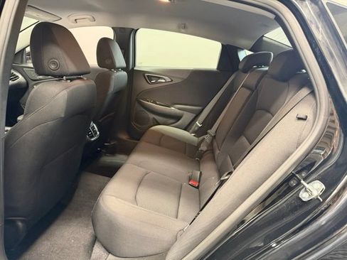 Used 2023 Chevrolet Malibu LT FWD image 19