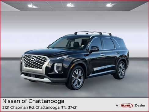 Used 2022 Hyundai Palisade SEL w/ Premium Package FWD image 1