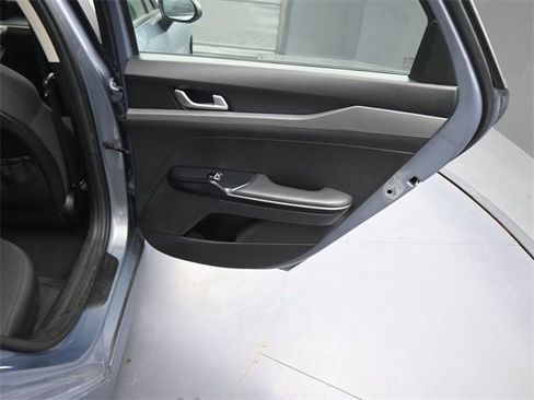 Used 2023 Kia K5 LXS image 13