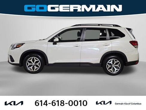 Used 2024 Subaru Forester Premium AWD/4WD image 11
