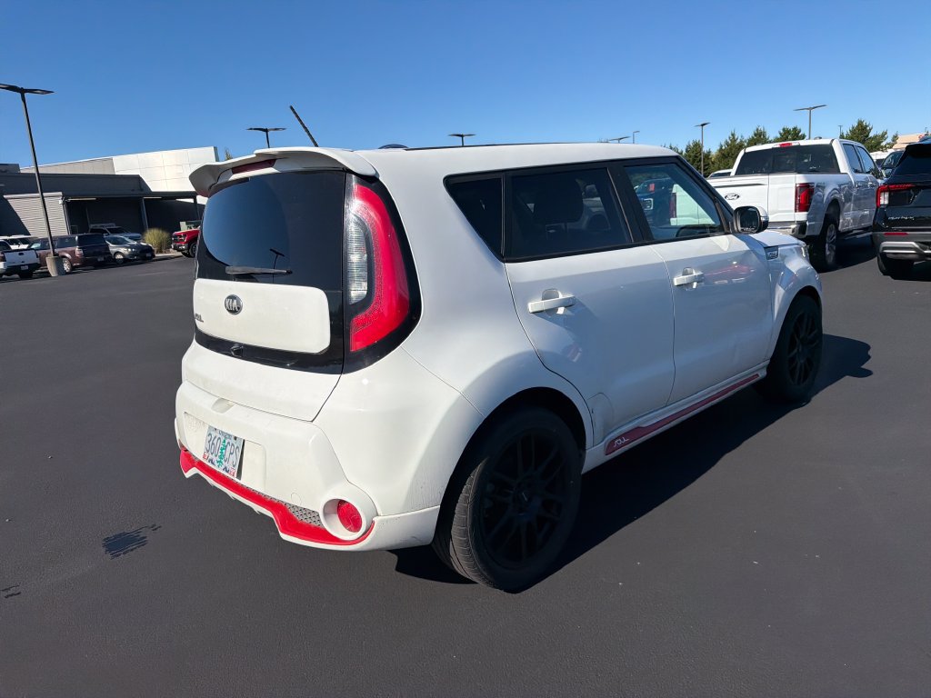 Used 2014 Kia Soul + FWD image 4