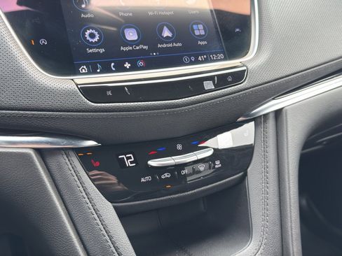 Used 2024 Cadillac XT6 Luxury w/ LPO, Floor Liner Package AWD/4WD image 23