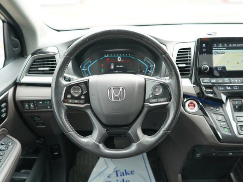 Used 2018 Honda Odyssey Elite image 17