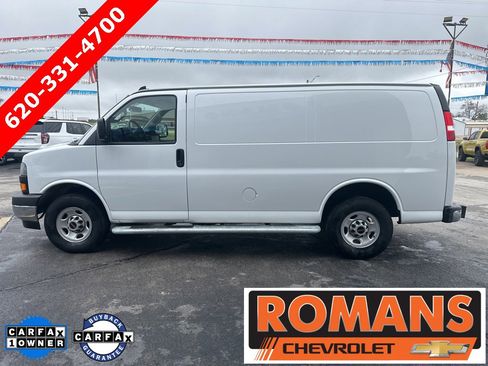 Used 2024 GMC Savana 2500 w/ Driver Convenience Package image 6