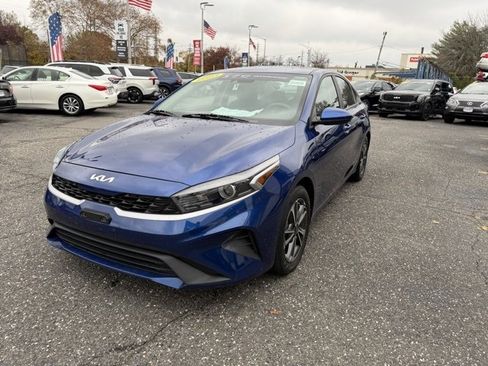 Certified 2023 Kia Forte LXS image 5