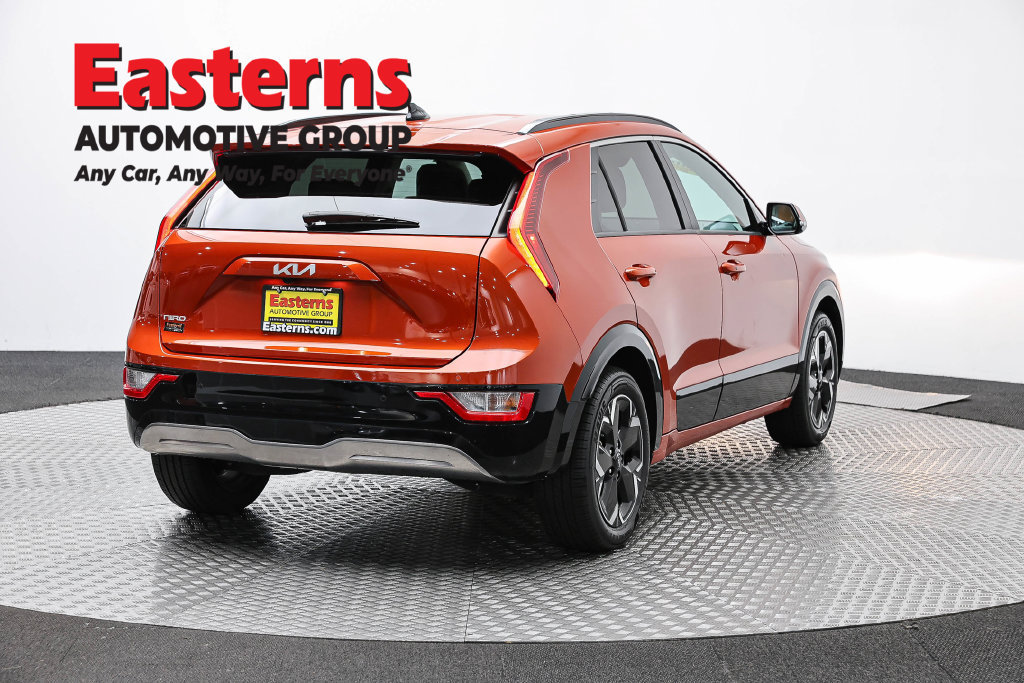 Used 2023 Kia Niro Wind w/ Wind Preserve Package FWD image 6