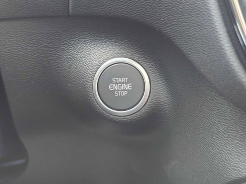 New 2026 Volvo XC40 B5 Plus w/ Protection Package Premier image 33