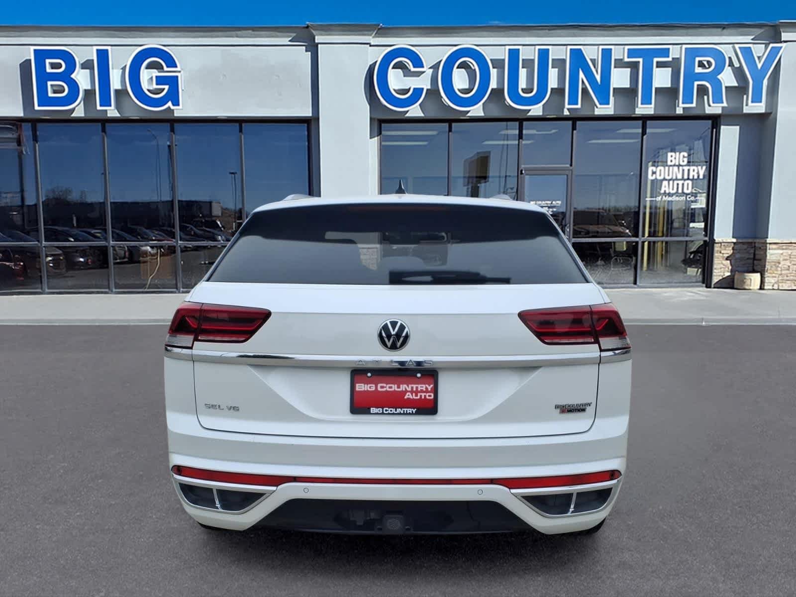 Used 2022 Volkswagen Atlas Cross Sport SEL R-Line AWD/4WD image 6