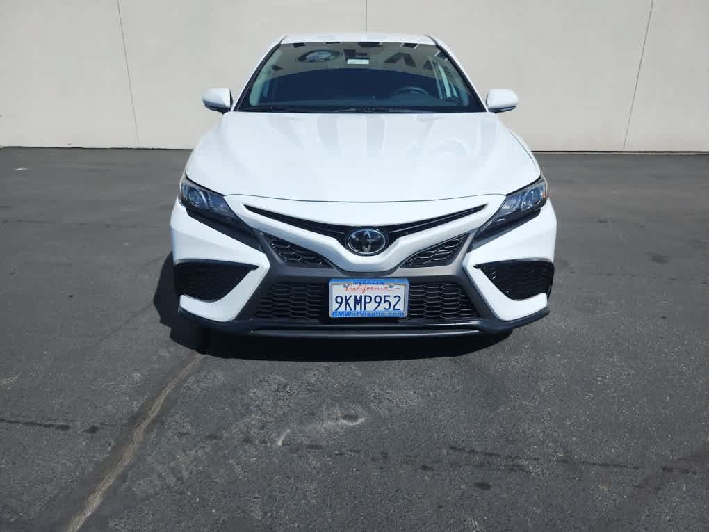 Used 2024 Toyota Camry SE w/ Blackout Package (TMS) FWD image 5