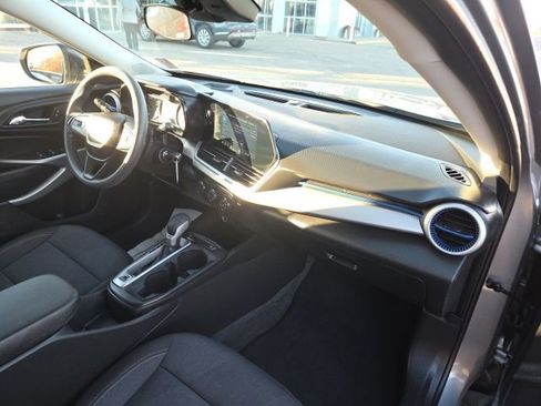 Used 2025 Chevrolet Trax LS w/ Driver Confidence Package image 29