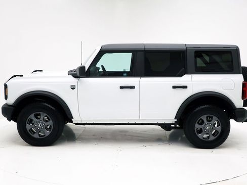 Used 2025 Ford Bronco Big Bend image 5