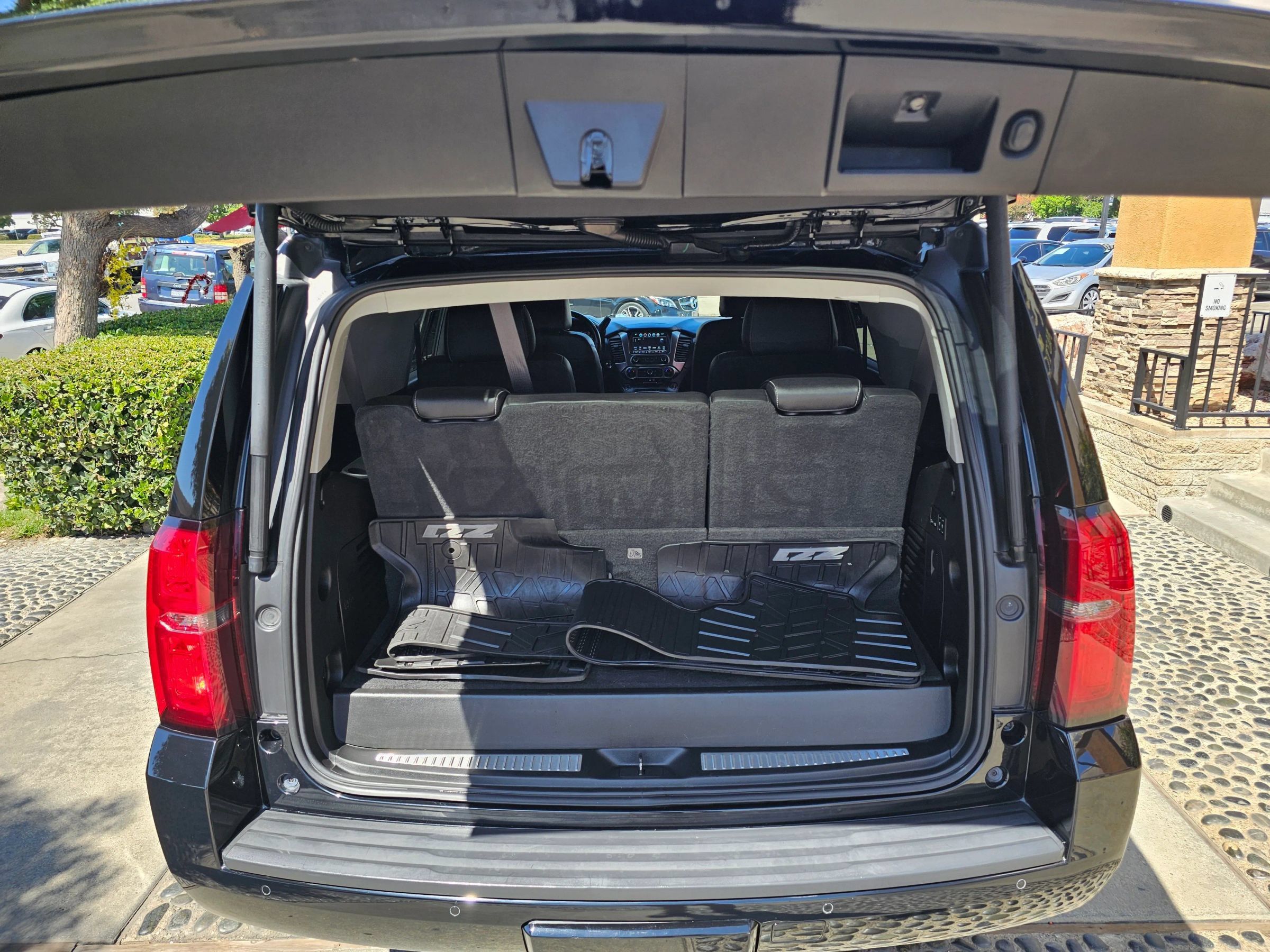 Used 2018 Chevrolet Tahoe LT AWD/4WD image 29