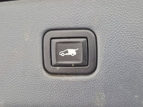 Certified 2020 Chevrolet Blazer LT FWD image 32