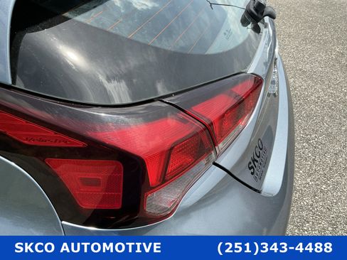 Used 2019 Hyundai Veloster 2.0 FWD image 21