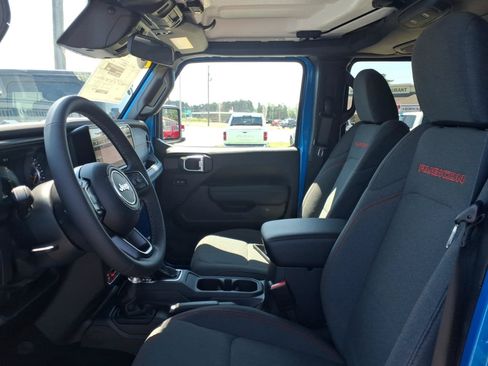 New 2026 Jeep Wrangler Unlimited Rubicon AWD/4WD image 5