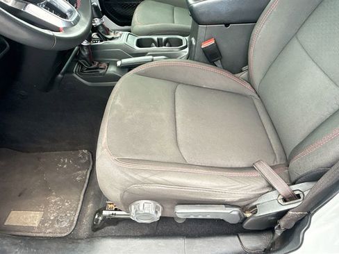 Used 2023 Jeep Wrangler Unlimited Rubicon AWD/4WD image 21