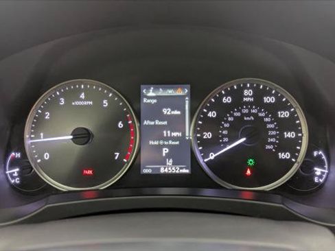 Used 2022 Lexus IS 300 RWD image 26