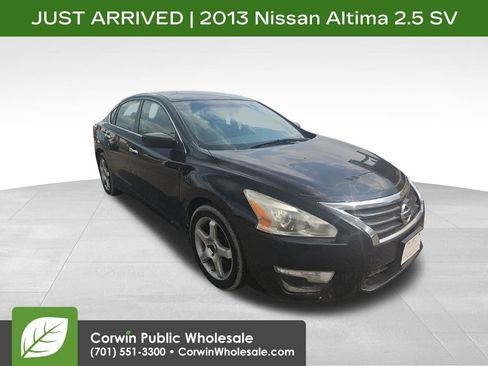 Used 2013 Nissan Altima 2.5 SV FWD image 1