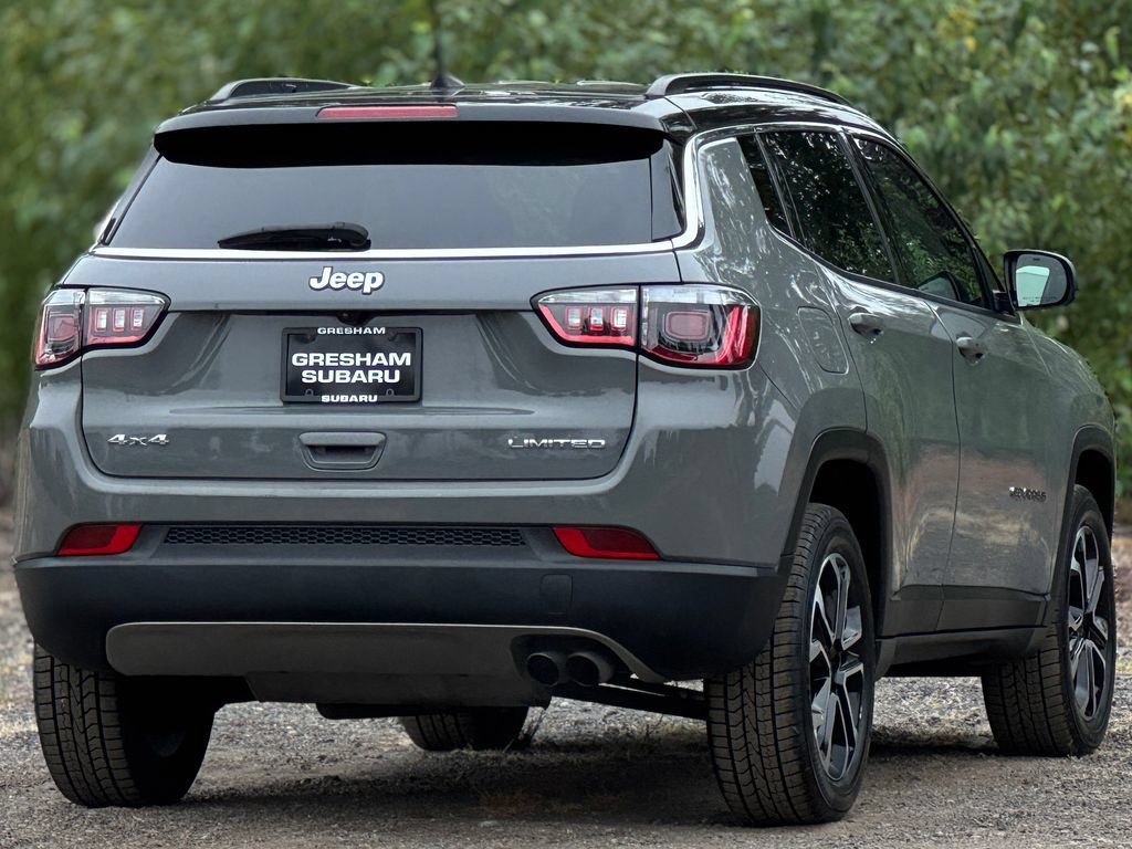 Used 2022 Jeep Compass Limited AWD/4WD image 7