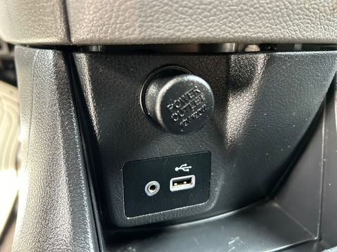 Used 2021 Nissan NV200 SV image 22