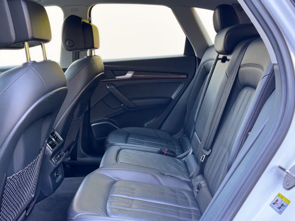 Used 2018 Audi Q5 2.0T Premium Plus w/ Premium Plus Package AWD/4WD image 25