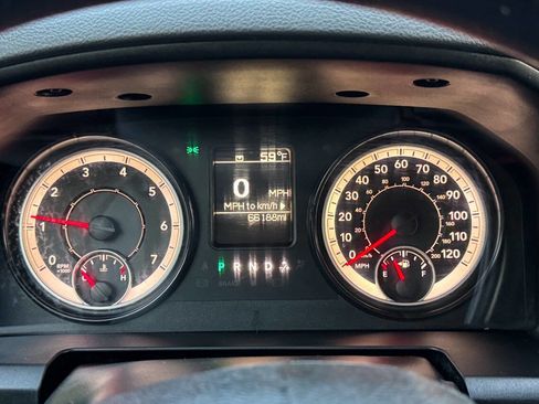 Used 2017 RAM 3500 Tradesman image 17