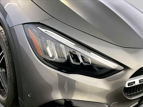 New 2026 Mercedes-Benz GLA 250 4MATIC image 16