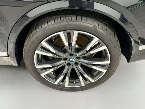 Used 2024 BMW X7 xDrive40i AWD/4WD image 35