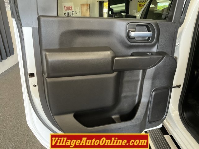 Used 2025 Chevrolet Silverado 3500 W/T AWD/4WD image 25