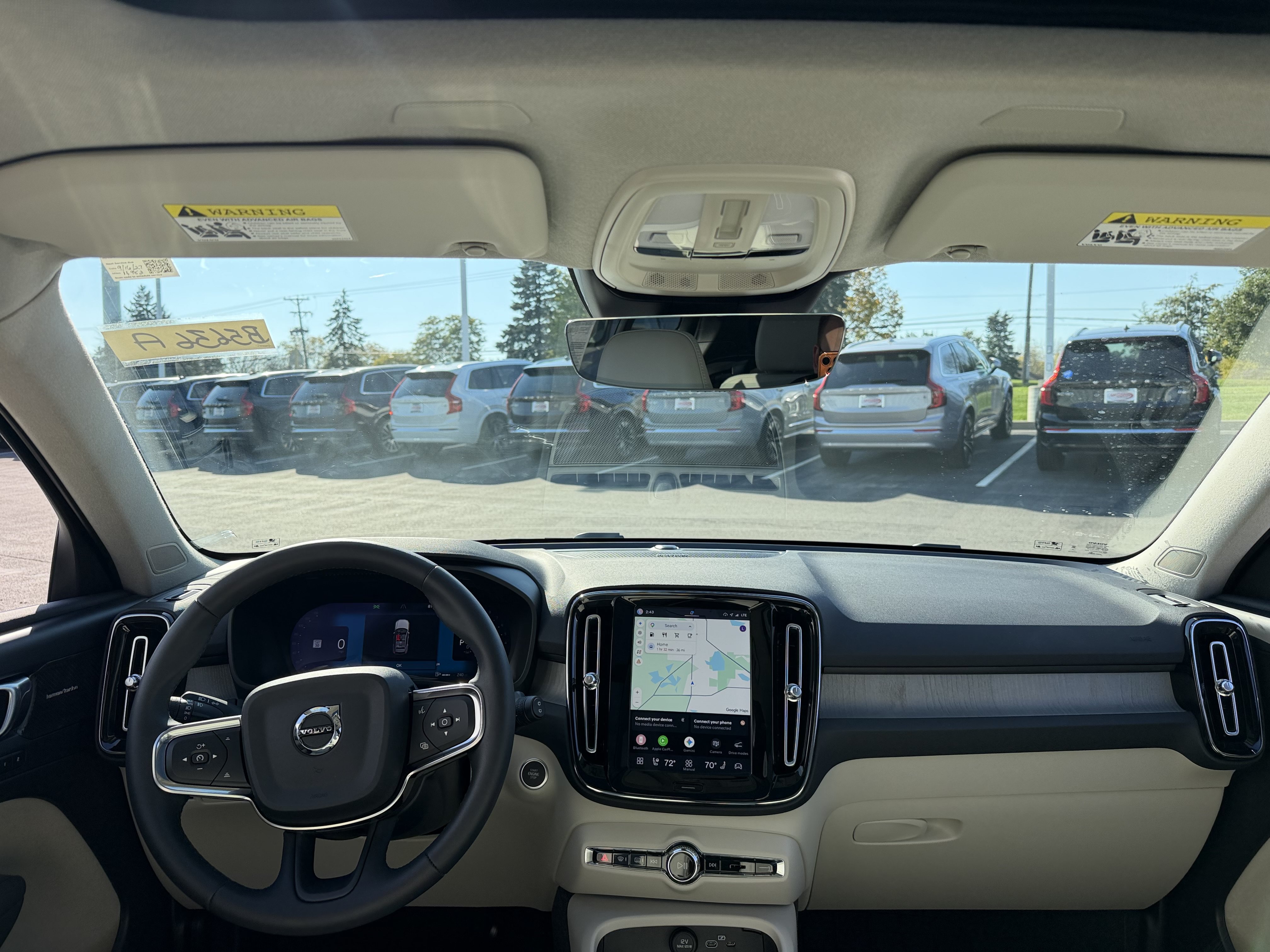 Used 2024 Volvo XC40 B5 Plus w/ Climate Package AWD/4WD image 9