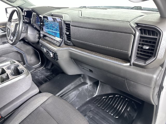 Used 2023 Chevrolet Silverado 1500 LT AWD/4WD image 30