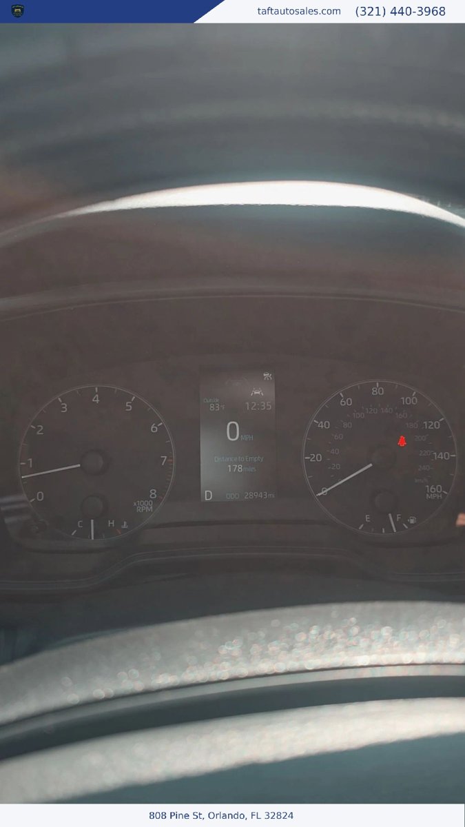 Used 2025 Toyota Corolla LE FWD image 10