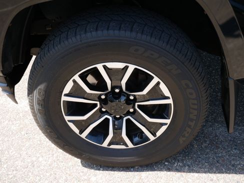 Used 2016 Toyota Tacoma SR5 AWD/4WD image 15