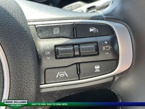 Used 2023 Kia Sportage SX image 15