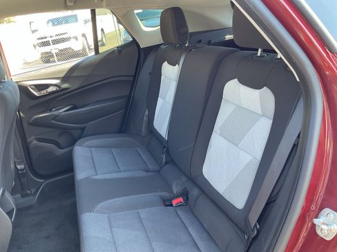 Used 2024 Chevrolet Trax LS FWD image 19