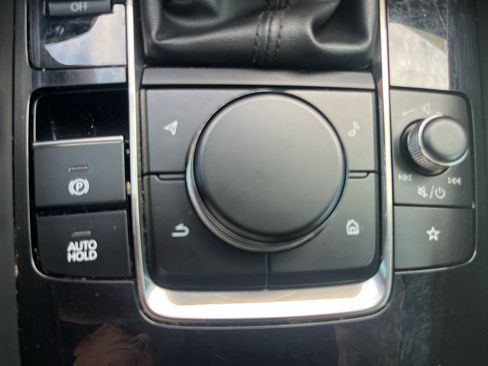 Used 2023 MAZDA MAZDA3 s FWD image 27