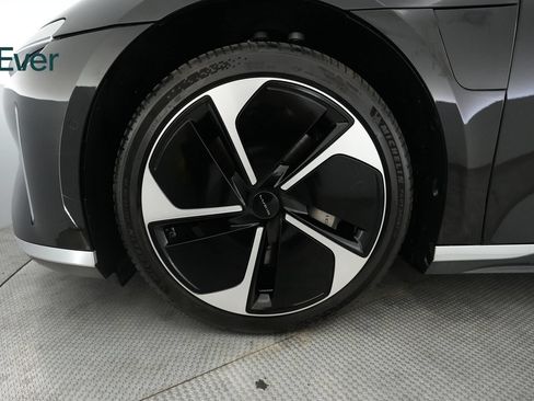Used 2023 Lucid Air Touring AWD/4WD image 19