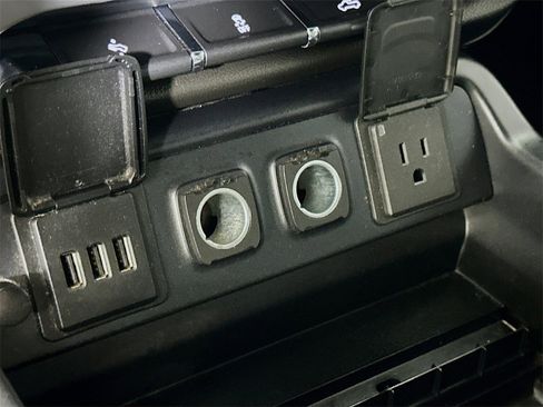 Used 2015 GMC Sierra 1500 SLT image 31