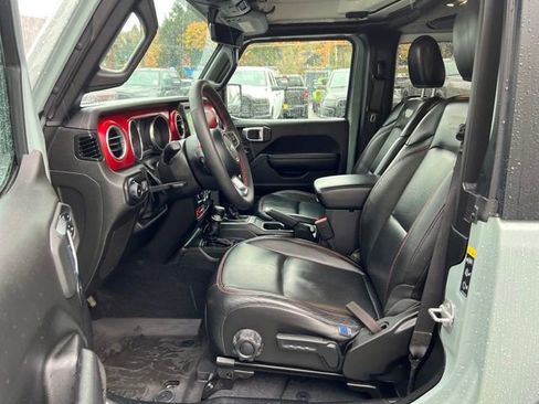 Used 2023 Jeep Wrangler Rubicon image 15