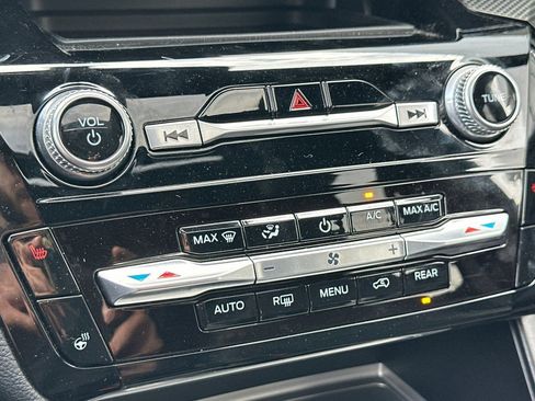 Used 2023 Ford Explorer ST-Line w/ Class IV Trailer Tow Package image 18